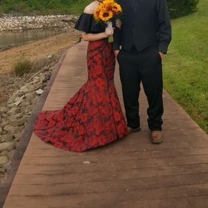 David's Bridal 2 piece size 2 formal gown